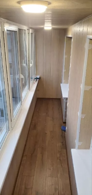 Балкон со светом
