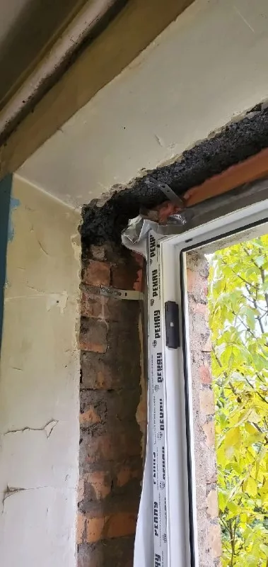 Верхний угол проёма, крепление