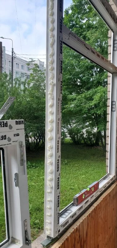 Проём на парапете